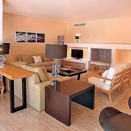 Olhos De Agua Sleeps 8 Pool Air Con Wifi Vila