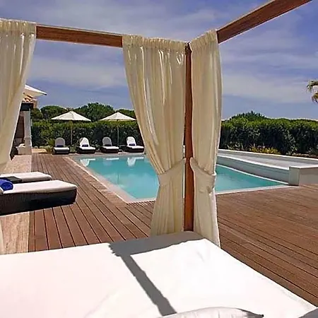 Villa Olhos De Agua Sleeps 8 Pool Air Con Wifi