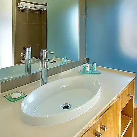 Olhos De Agua Sleeps 8 Pool Air Con Wifi 빌라 *